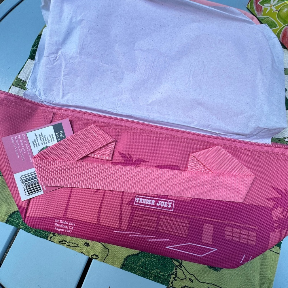 Trader Joe’s BUNDLE Hand Cream Set with Pink mini cooler - Picture 2 of 4